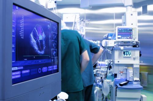 Ultrasound monitor in the operating room